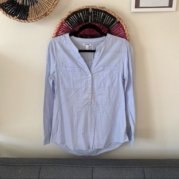 Old Navy Confetti Speckled Button Up Blouse - Picture 8 of 8